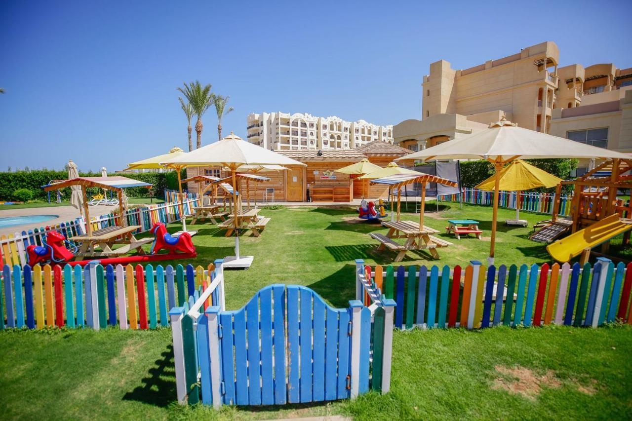 Rezort Tropitel Sahl Hasheesh 5*