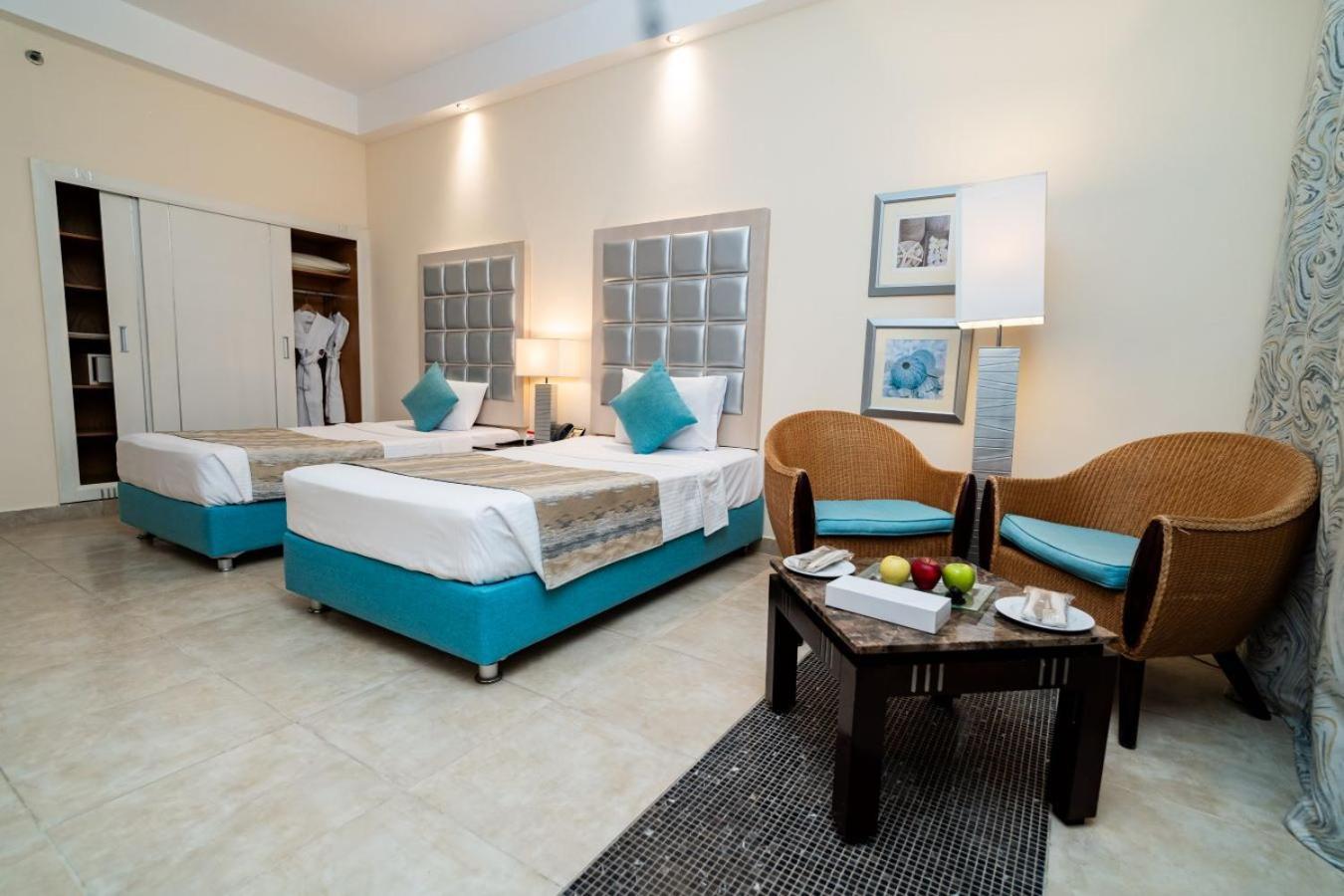 Rezort Tropitel Sahl Hasheesh 5*